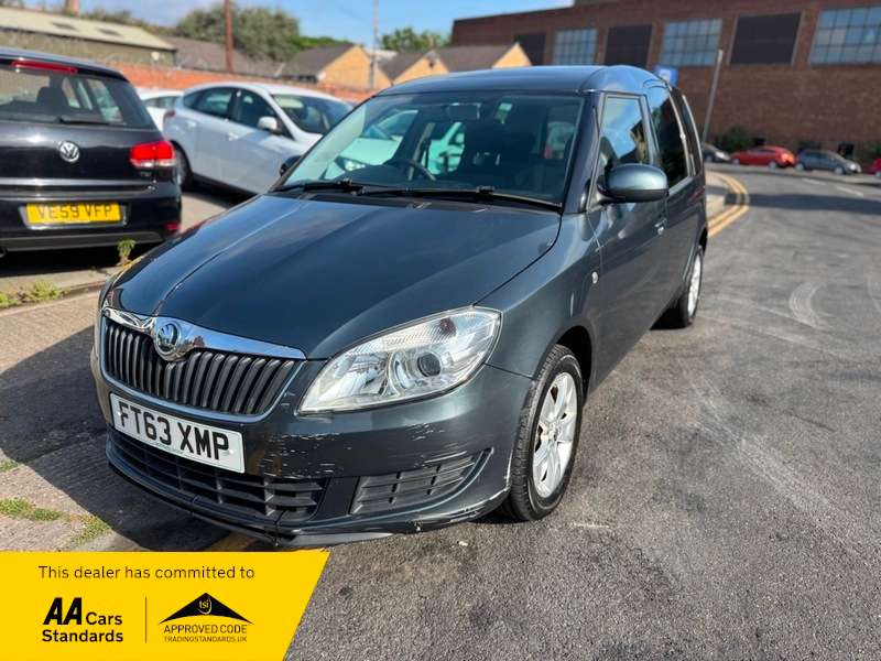 A 2014 SKODA ROOMSTER 1.2 TSI SE DSG Euro 5 5dr A 2014 SKODA ROOMSTER 1.2 TSI SE DSG Euro 5 5dr
