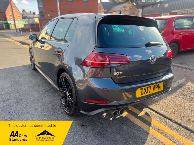 2017 VOLKSWAGEN GOLF 2017 VOLKSWAGEN GOLF