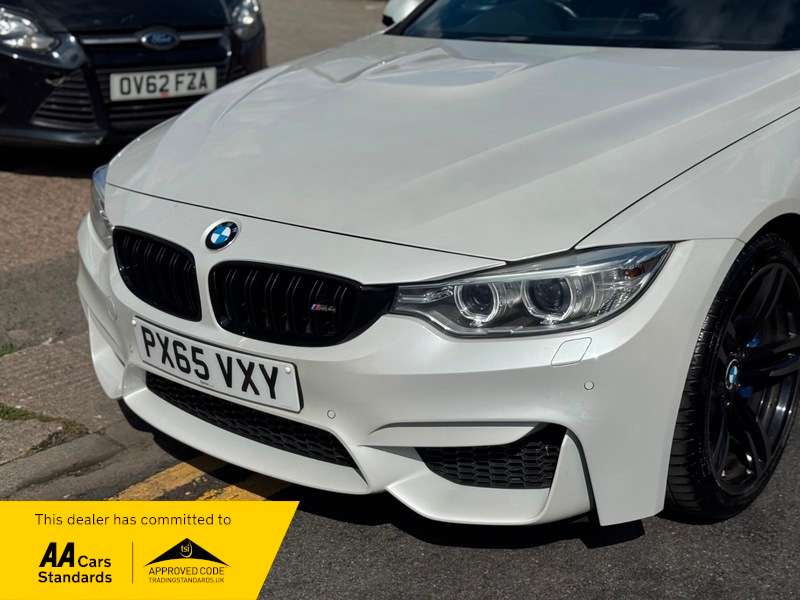 2015 BMW M4 2015 BMW M4