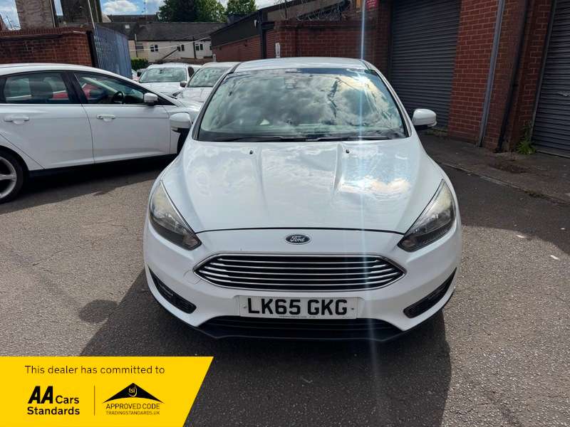 A 2015 FORD FOCUS 1.6 Titanium Powershift Euro 6 5dr A 2015 FORD FOCUS 1.6 Titanium Powershift Euro 6 5dr
