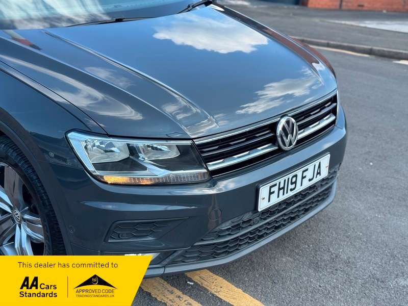 2019 VOLKSWAGEN TIGUAN 2019 VOLKSWAGEN TIGUAN