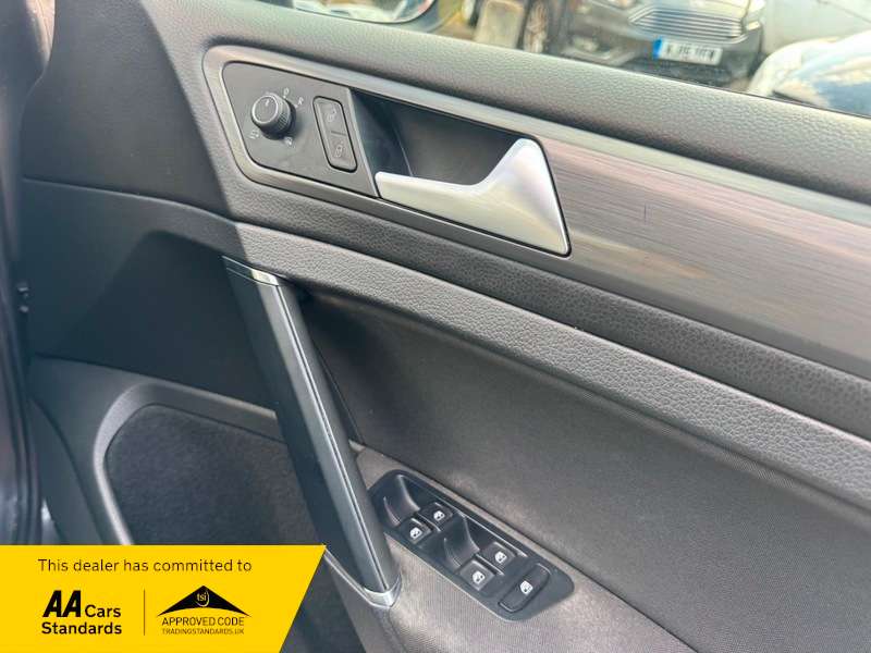 2019 VOLKSWAGEN GOLF 2019 VOLKSWAGEN GOLF