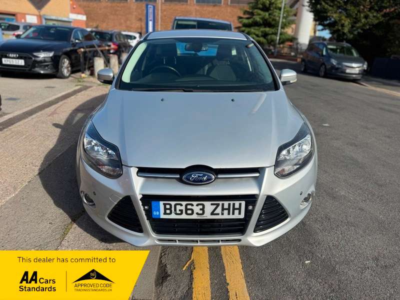 A 2013 FORD FOCUS 1.6 Titanium Navigator Powershift Euro 5 5dr A 2013 FORD FOCUS 1.6 Titanium Navigator Powershift Euro 5 5dr