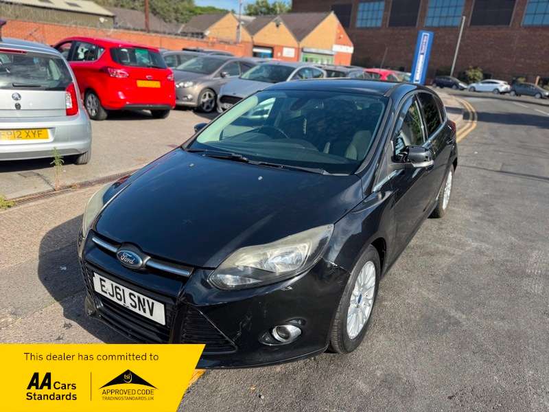 A 2012 FORD FOCUS 1.6 Titanium Powershift Euro 5 5dr A 2012 FORD FOCUS 1.6 Titanium Powershift Euro 5 5dr