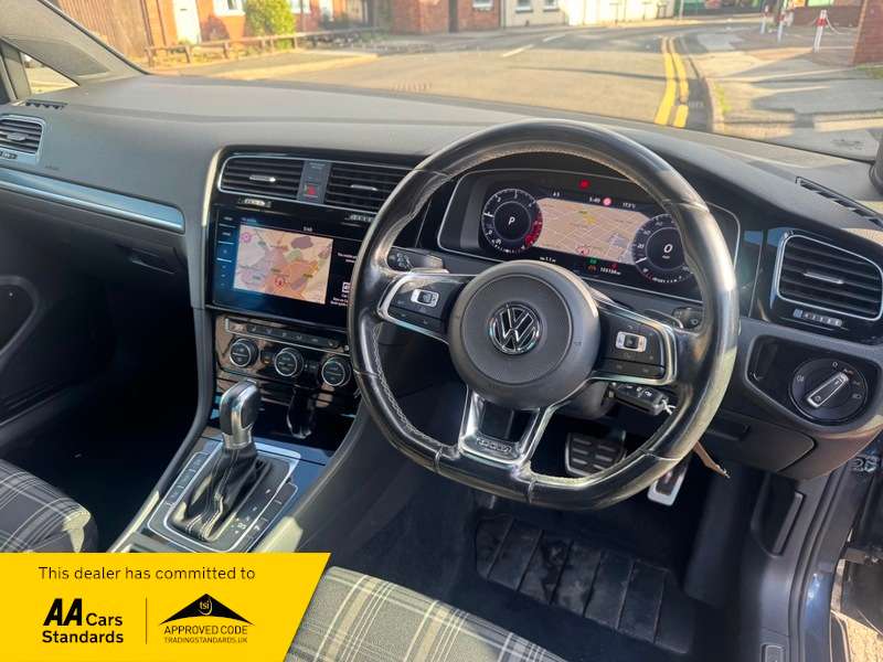 2017 VOLKSWAGEN GOLF 2017 VOLKSWAGEN GOLF