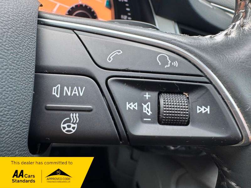 2015 AUDI Q7 2015 AUDI Q7