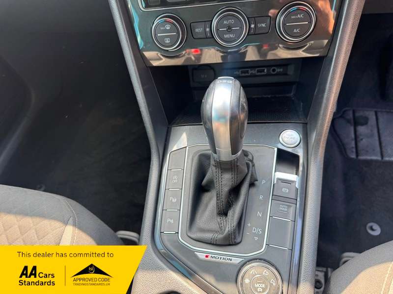 2019 VOLKSWAGEN TIGUAN 2019 VOLKSWAGEN TIGUAN