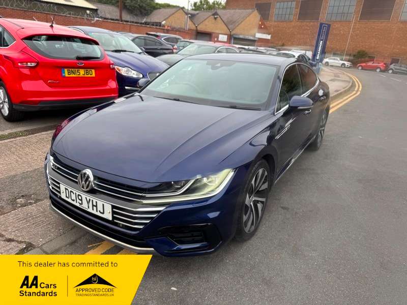 A 2019 VOLKSWAGEN ARTEON 2.0 TDI R-Line Fastback DSG Euro 6 (s/s) 5dr A 2019 VOLKSWAGEN ARTEON 2.0 TDI R-Line Fastback DSG Euro 6 (s/s) 5dr