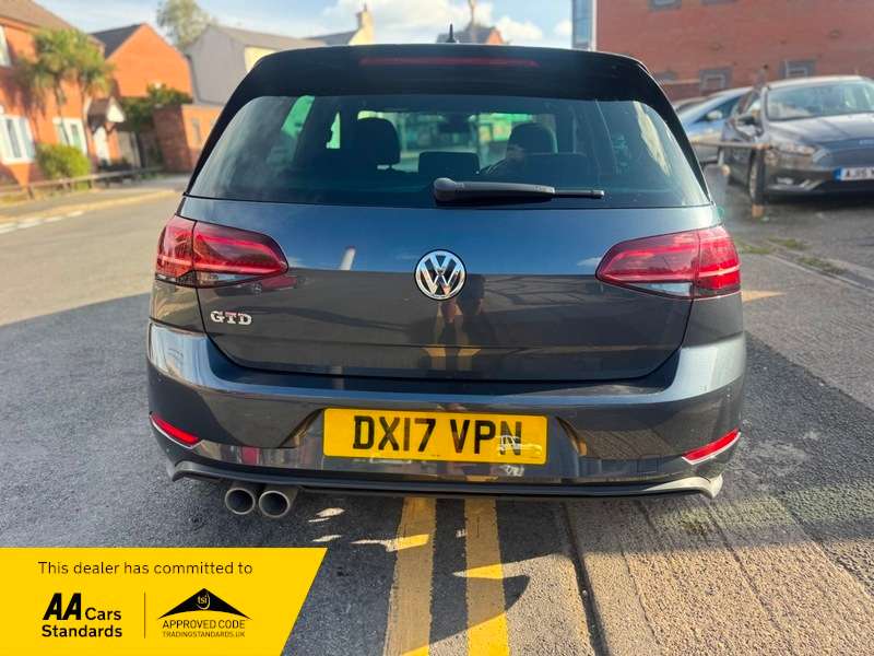 2017 VOLKSWAGEN GOLF 2017 VOLKSWAGEN GOLF