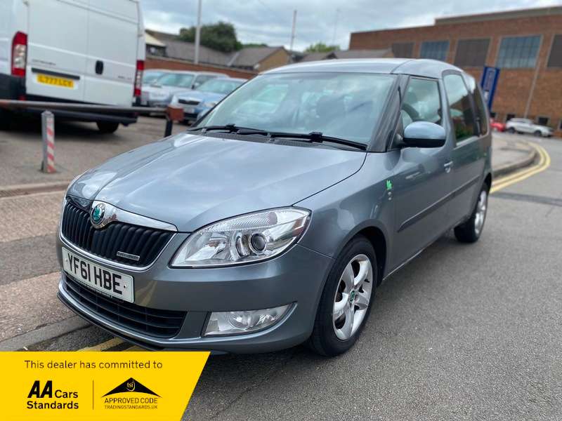 A 2011 SKODA ROOMSTER 1.2 TDI GreenLine II Euro 5 (s/s) 5dr A 2011 SKODA ROOMSTER 1.2 TDI GreenLine II Euro 5 (s/s) 5dr