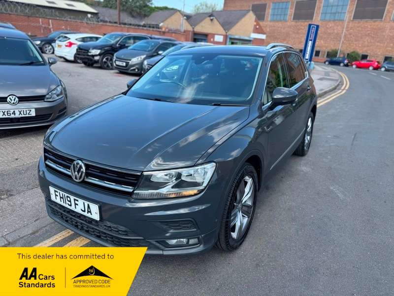 A 2019 VOLKSWAGEN TIGUAN 2.0 TDI Match DSG 4Motion Euro 6 (s/s) 5dr A 2019 VOLKSWAGEN TIGUAN 2.0 TDI Match DSG 4Motion Euro 6 (s/s) 5dr