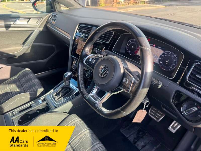2017 VOLKSWAGEN GOLF 2017 VOLKSWAGEN GOLF