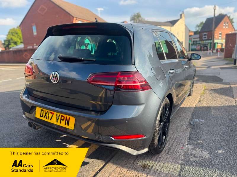 2017 VOLKSWAGEN GOLF 2017 VOLKSWAGEN GOLF