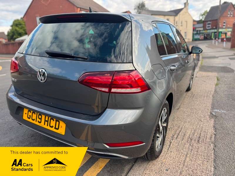 2019 VOLKSWAGEN GOLF 2019 VOLKSWAGEN GOLF