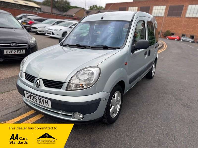 A 2005 RENAULT KANGOO 1.6 16v Expression 5dr A 2005 RENAULT KANGOO 1.6 16v Expression 5dr