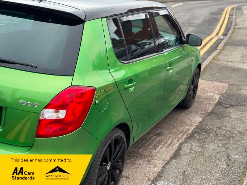 2010 SKODA FABIA 2010 SKODA FABIA