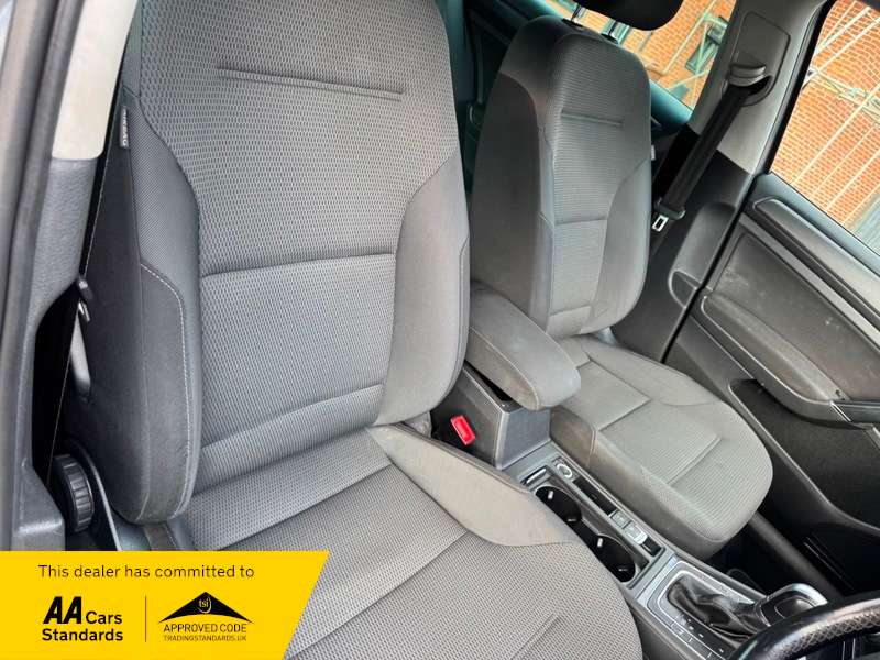 2019 VOLKSWAGEN GOLF 2019 VOLKSWAGEN GOLF