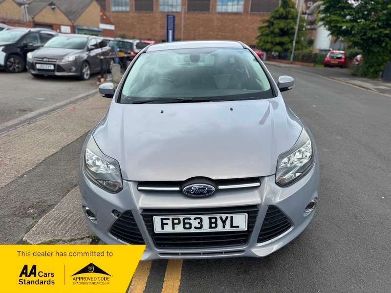 A 2013 FORD FOCUS 1.6 Zetec Powershift Euro 5 5dr A 2013 FORD FOCUS 1.6 Zetec Powershift Euro 5 5dr