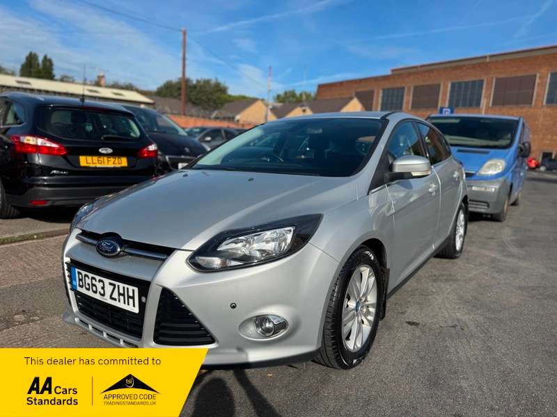 A 2013 FORD FOCUS 1.6 Titanium Navigator Powershift Euro 5 5dr A 2013 FORD FOCUS 1.6 Titanium Navigator Powershift Euro 5 5dr