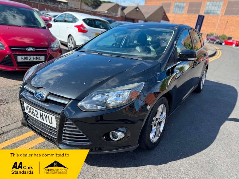 A 2012 FORD FOCUS 1.6 Zetec Powershift Euro 5 5dr A 2012 FORD FOCUS 1.6 Zetec Powershift Euro 5 5dr