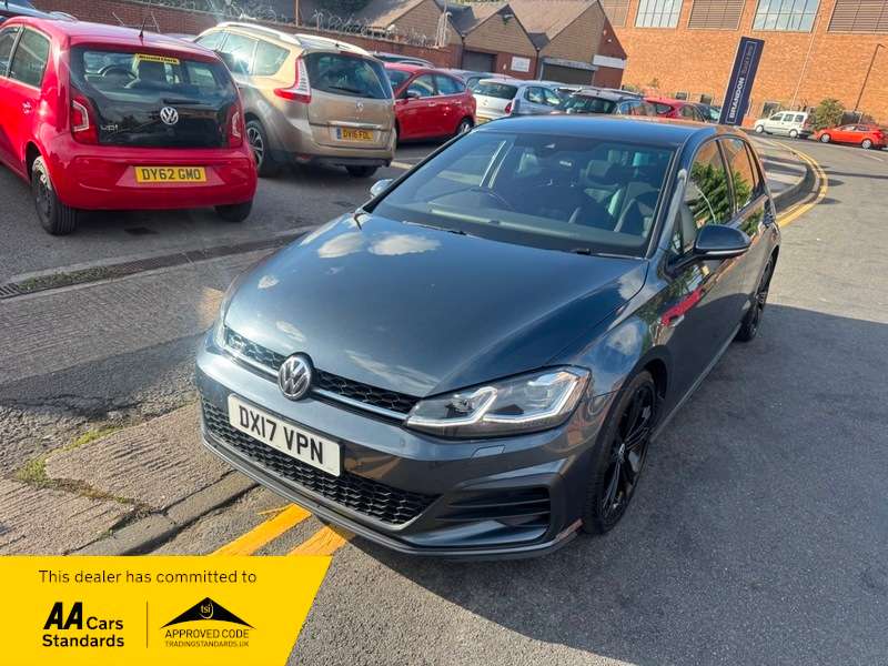A 2017 VOLKSWAGEN GOLF 2.0 TDI BlueMotion Tech GTD DSG Euro 6 (s/s) 5dr A 2017 VOLKSWAGEN GOLF 2.0 TDI BlueMotion Tech GTD DSG Euro 6 (s/s) 5dr