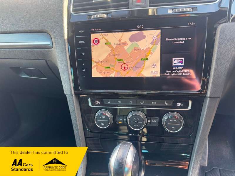 2017 VOLKSWAGEN GOLF 2017 VOLKSWAGEN GOLF
