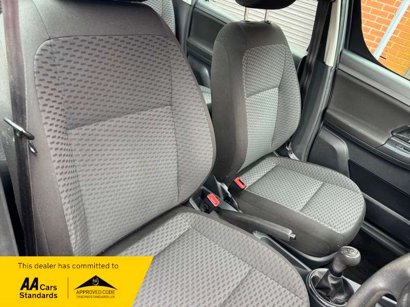 2011 SKODA ROOMSTER 2011 SKODA ROOMSTER