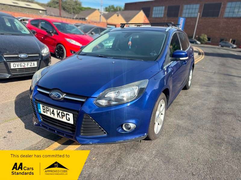 A 2014 FORD FOCUS 1.6 Zetec Navigator Powershift Euro 5 5dr A 2014 FORD FOCUS 1.6 Zetec Navigator Powershift Euro 5 5dr