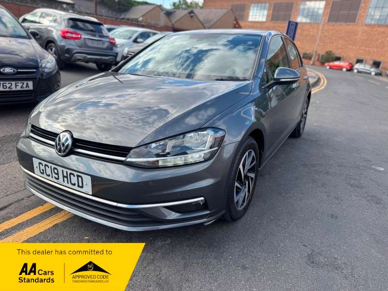 A 2019 VOLKSWAGEN GOLF 1.6 TDI Match DSG Euro 6 (s/s) 5dr A 2019 VOLKSWAGEN GOLF 1.6 TDI Match DSG Euro 6 (s/s) 5dr