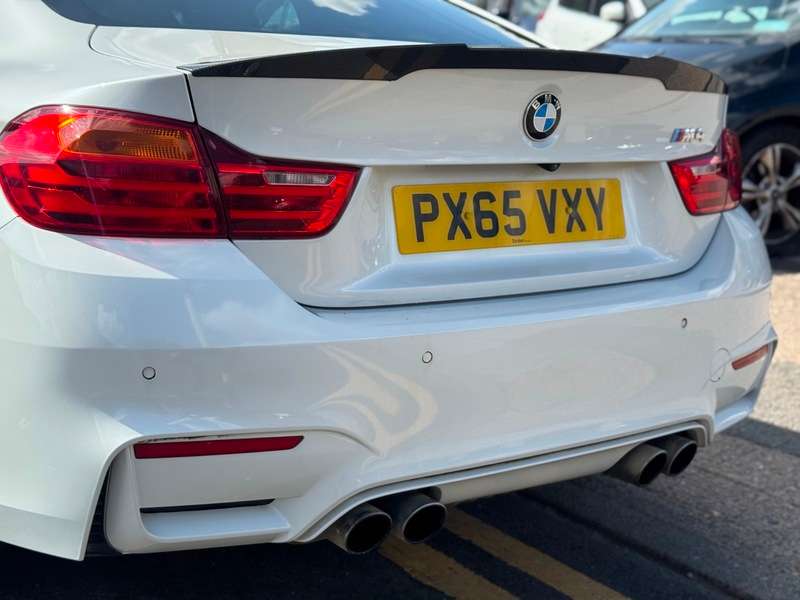 2015 BMW M4 2015 BMW M4