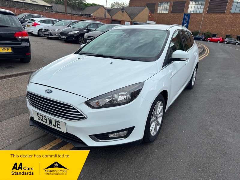 A 2015 FORD FOCUS 1.6 Titanium Powershift Euro 6 5dr A 2015 FORD FOCUS 1.6 Titanium Powershift Euro 6 5dr