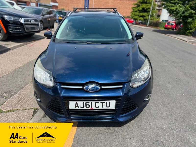 A 2011 FORD FOCUS 1.6 Titanium Powershift Euro 5 5dr A 2011 FORD FOCUS 1.6 Titanium Powershift Euro 5 5dr