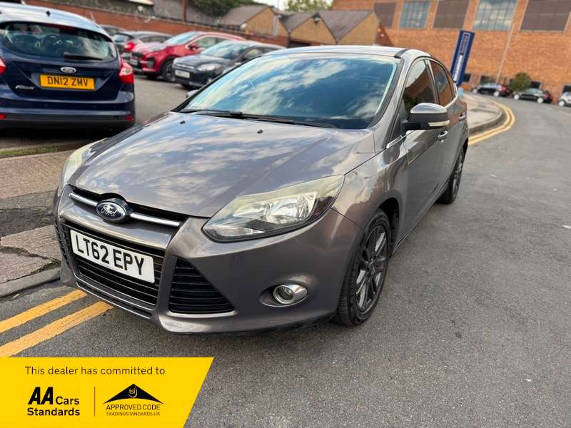 A 2012 FORD FOCUS 1.6 Titanium Powershift Euro 5 5dr A 2012 FORD FOCUS 1.6 Titanium Powershift Euro 5 5dr