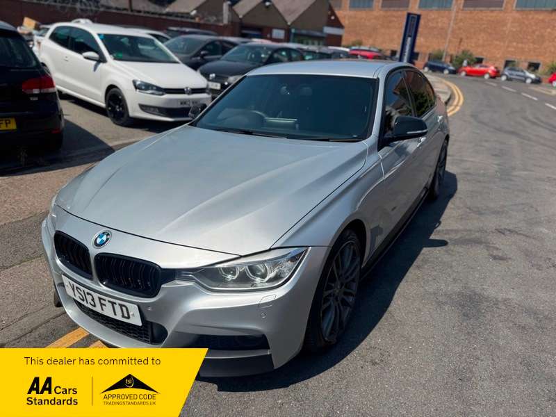 A 2013 BMW 3 SERIES 3.0 330d M Sport Auto xDrive Euro 5 (s/s) 4dr A 2013 BMW 3 SERIES 3.0 330d M Sport Auto xDrive Euro 5 (s/s) 4dr