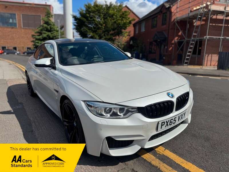 2015 BMW M4 2015 BMW M4