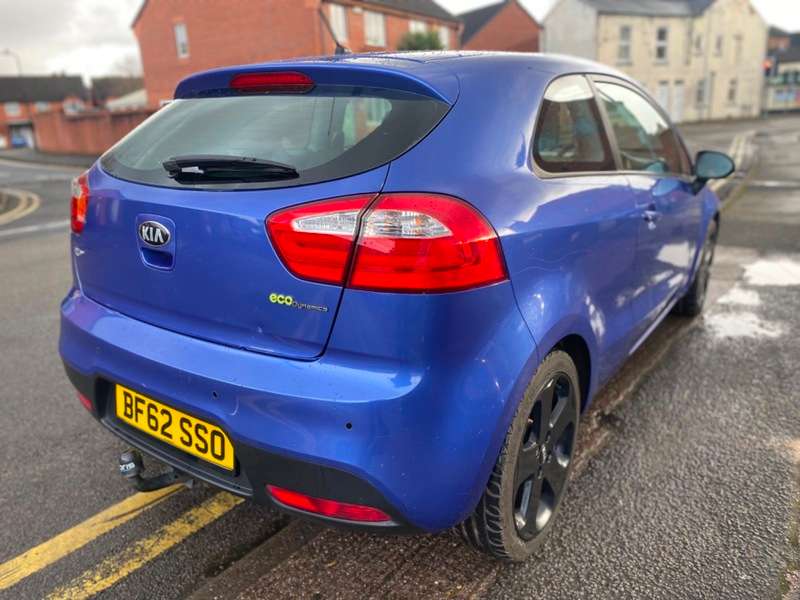 2012 KIA RIO 2012 KIA RIO