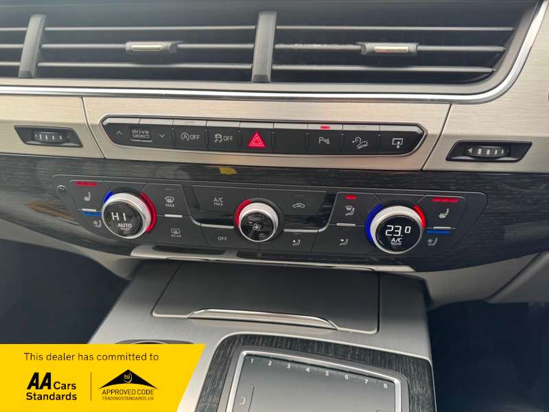 2015 AUDI Q7 2015 AUDI Q7