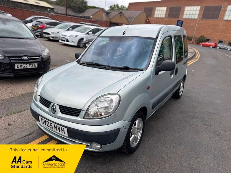 A 2005 RENAULT KANGOO 1.6 16v Expression 5dr A 2005 RENAULT KANGOO 1.6 16v Expression 5dr