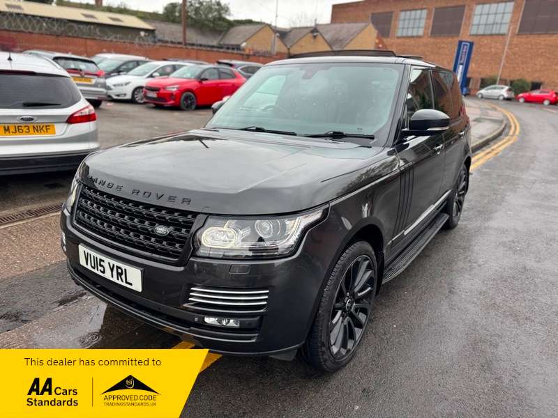 A 2015 LAND ROVER RANGE ROVER 4.4 SD V8 Autobiography Auto 4WD Euro 5 5dr A 2015 LAND ROVER RANGE ROVER 4.4 SD V8 Autobiography Auto 4WD Euro 5 5dr