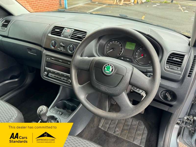 2011 SKODA ROOMSTER 2011 SKODA ROOMSTER
