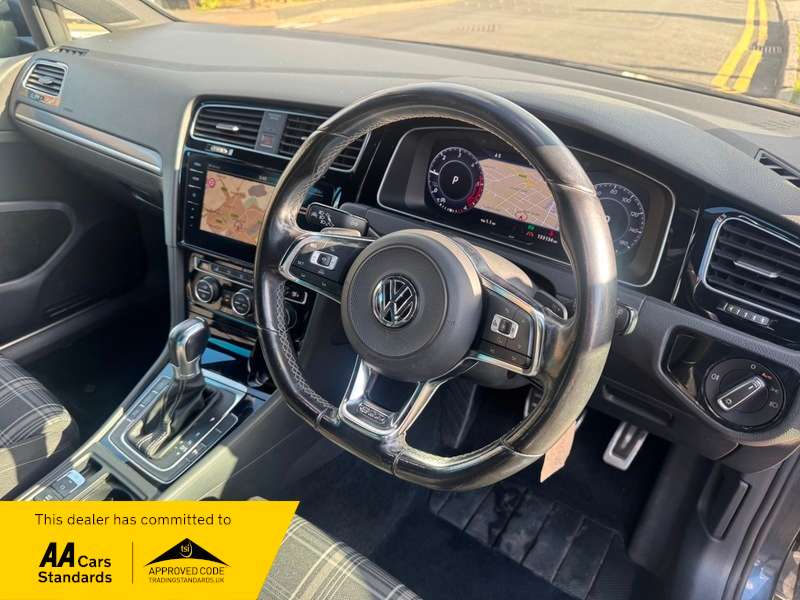 2017 VOLKSWAGEN GOLF 2017 VOLKSWAGEN GOLF