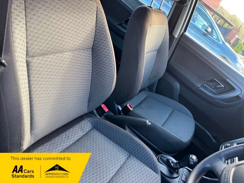 2012 SKODA FABIA 2012 SKODA FABIA