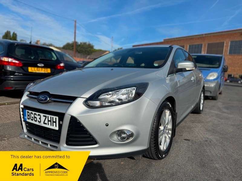 A 2013 FORD FOCUS 1.6 Titanium Navigator Powershift Euro 5 5dr A 2013 FORD FOCUS 1.6 Titanium Navigator Powershift Euro 5 5dr