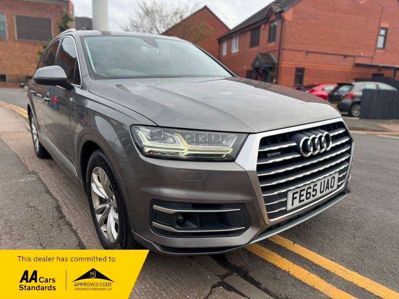 2015 AUDI Q7 2015 AUDI Q7