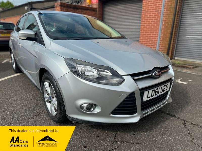A 2012 FORD FOCUS 1.6 Zetec Powershift Euro 5 5dr A 2012 FORD FOCUS 1.6 Zetec Powershift Euro 5 5dr