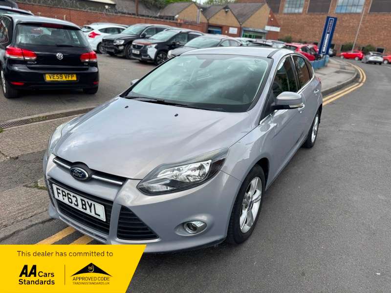 A 2013 FORD FOCUS 1.6 Zetec Powershift Euro 5 5dr A 2013 FORD FOCUS 1.6 Zetec Powershift Euro 5 5dr