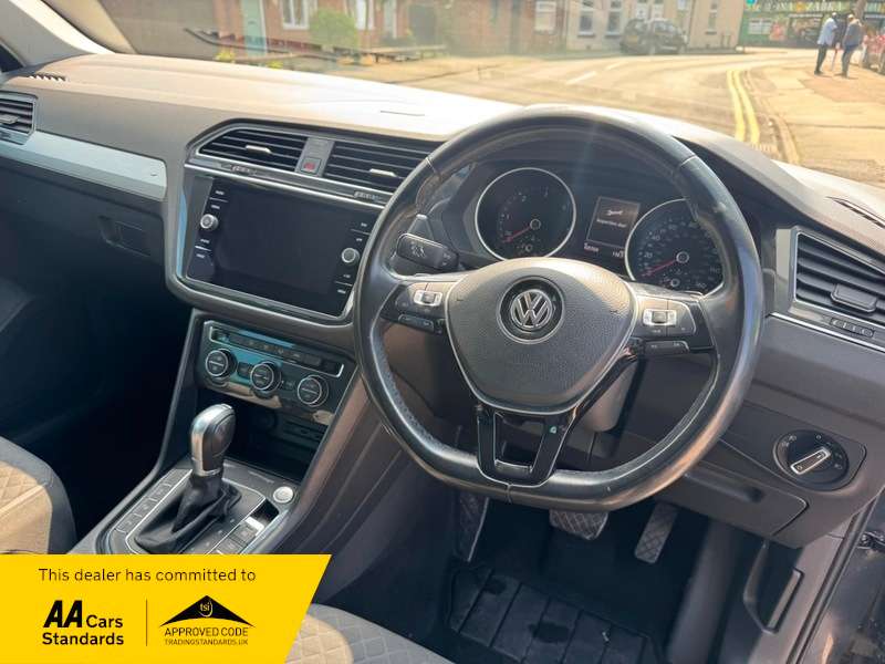 2019 VOLKSWAGEN TIGUAN 2019 VOLKSWAGEN TIGUAN