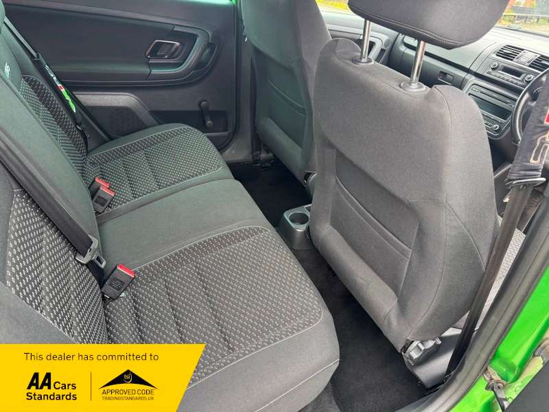 2010 SKODA FABIA 2010 SKODA FABIA