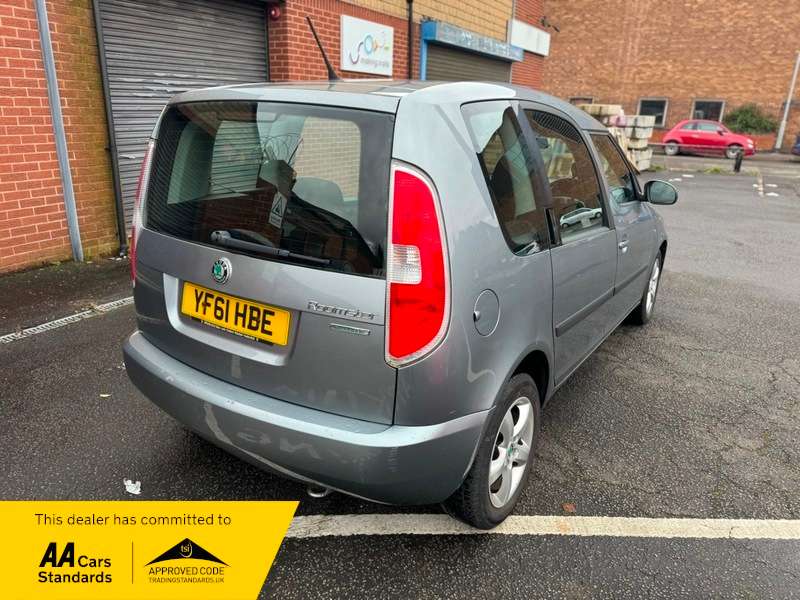 2011 SKODA ROOMSTER 2011 SKODA ROOMSTER