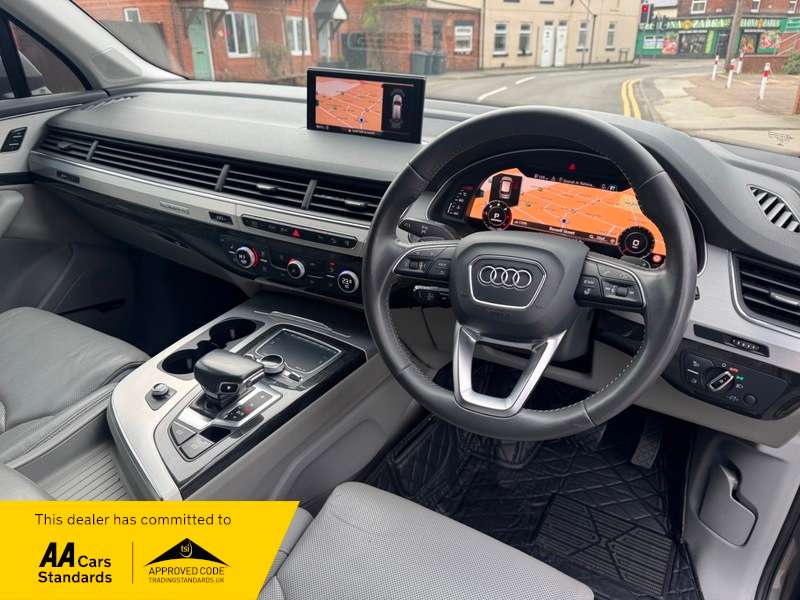 2015 AUDI Q7 2015 AUDI Q7